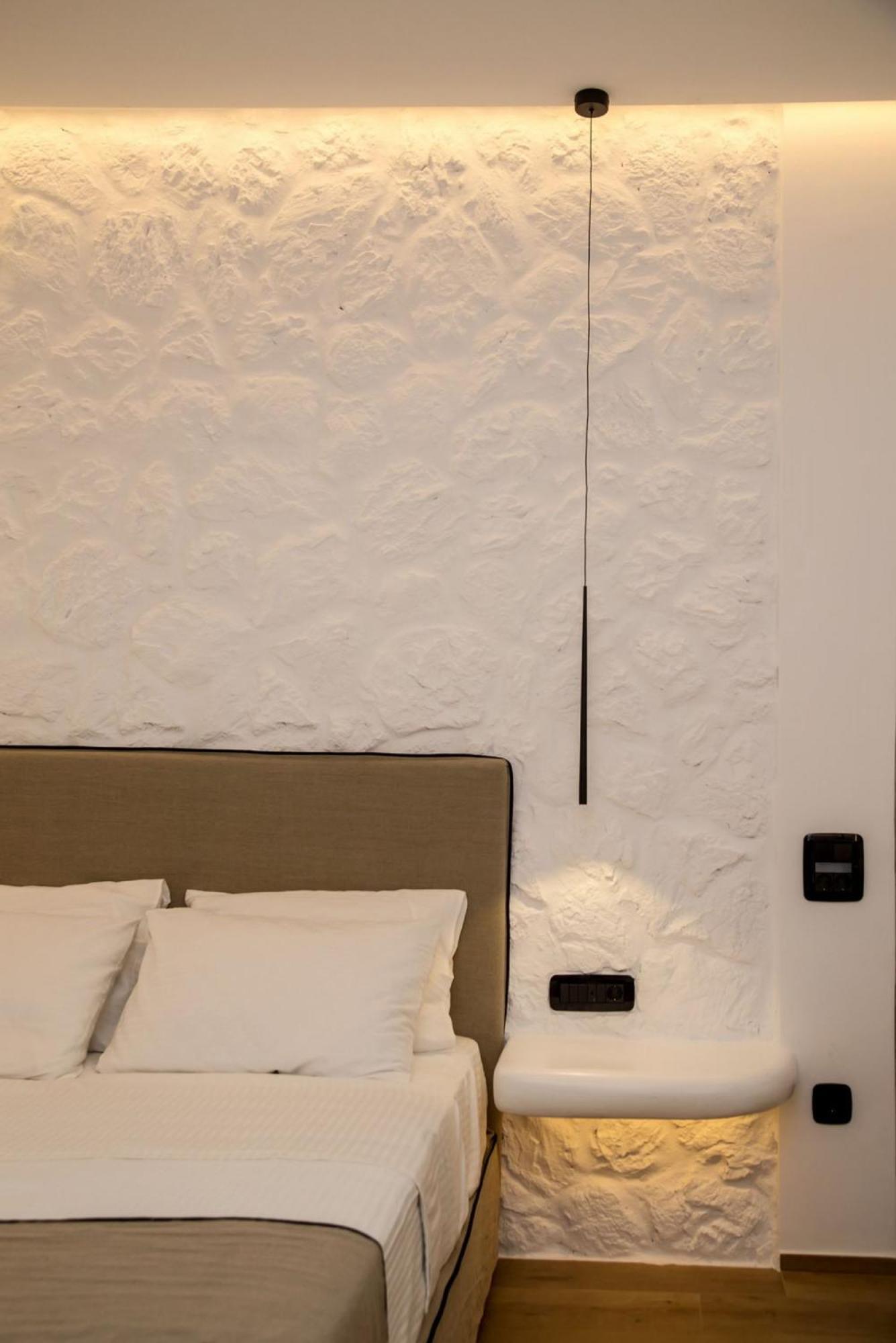 Levantes Luxury Suites II Tínos Dış mekan fotoğraf